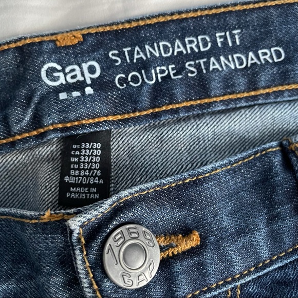 GAP Ripped Jeans - Picture 3 of 7